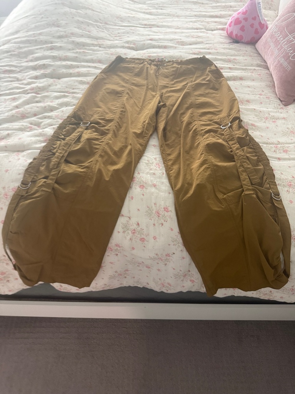 Urban Outfitters olive Drawstring Cargo Pants